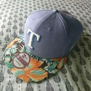 Texas Rangers flat bill hat